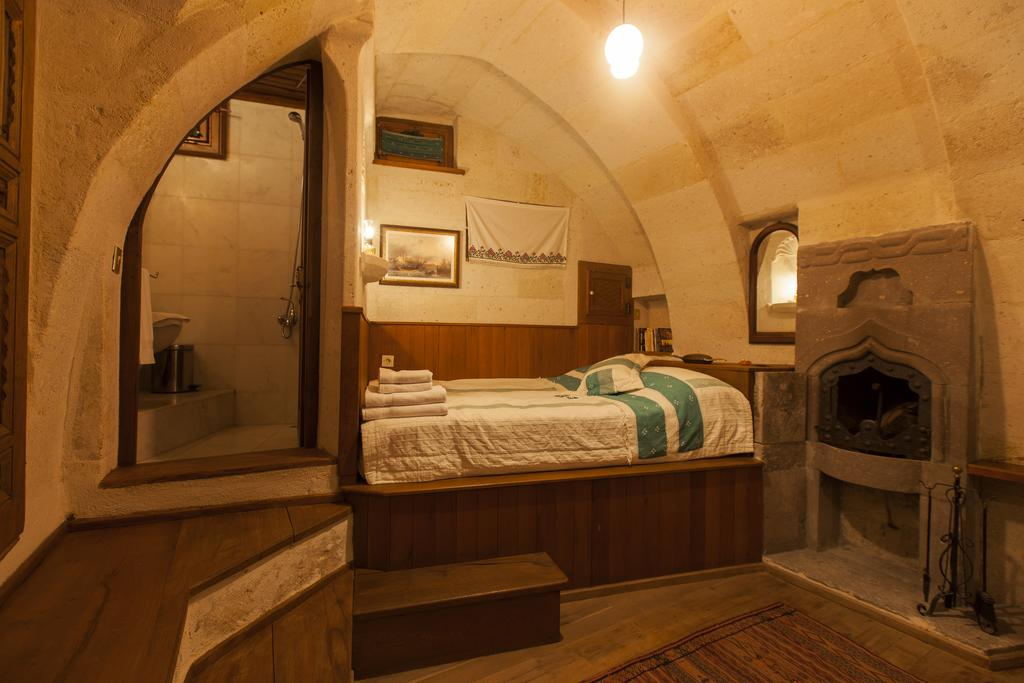 Kale Konak Hotel (also Known As Kale Konak Cave Hotel)