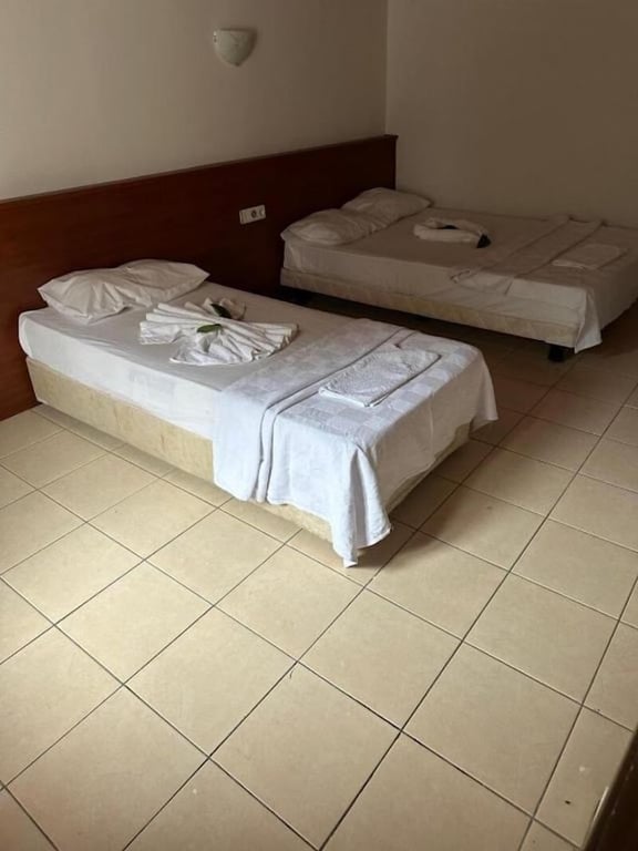 London House Hotel (45 Km Away From Antalya)