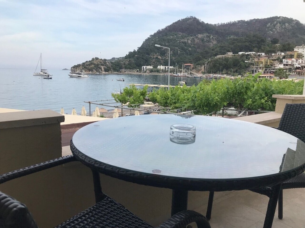 Can Apartments (20 Km Away From Marmaris)