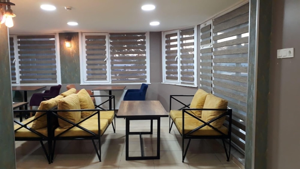 Ulubat Bayan Apart Hotel Adults Only