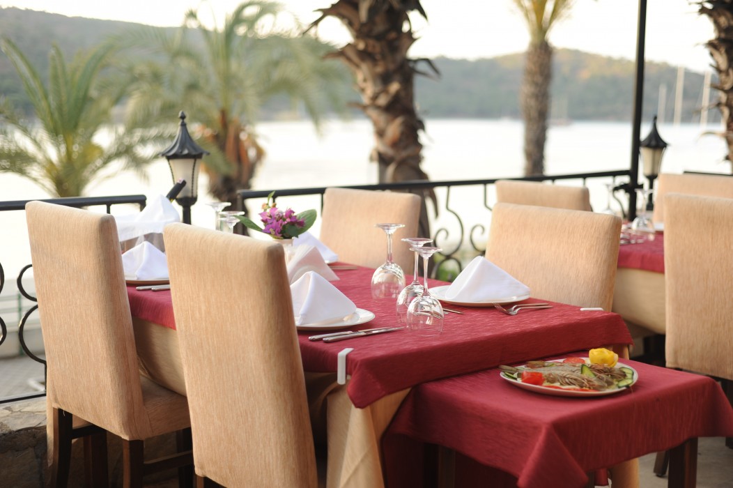 Villa Daffodil Special Class (also Known As Villa Daffodil Hotel) (7 Km Away From City)
