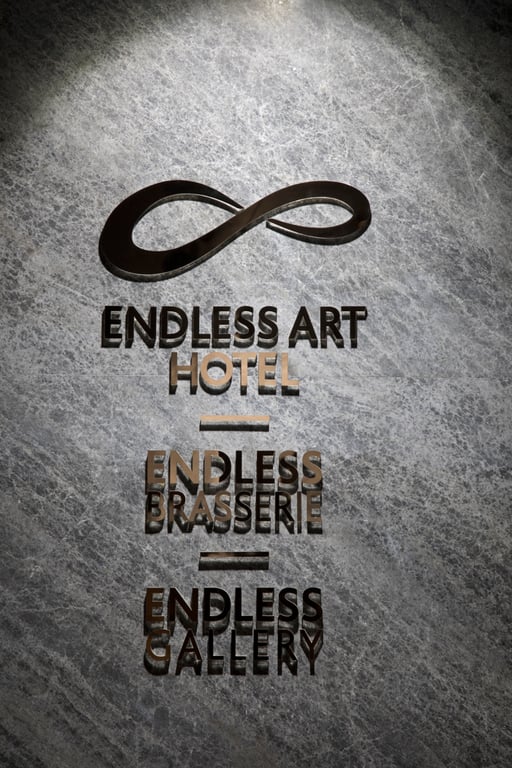 Endless Art Hotel