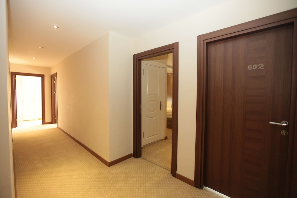 Ny World Hotel