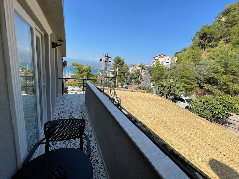 Miralya Suites (Limited Hour Front Desk)