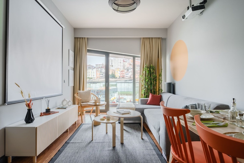 Benesta Residence By Newinn (5.7 Km Away From City)
