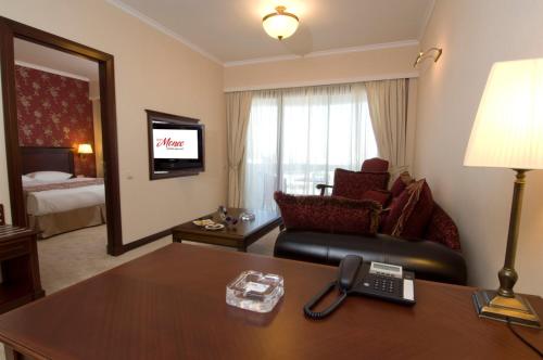 Monec Hotel