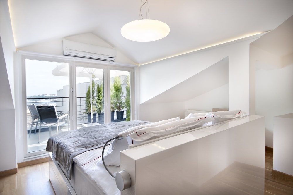Nuru Ziya Suites Hotel