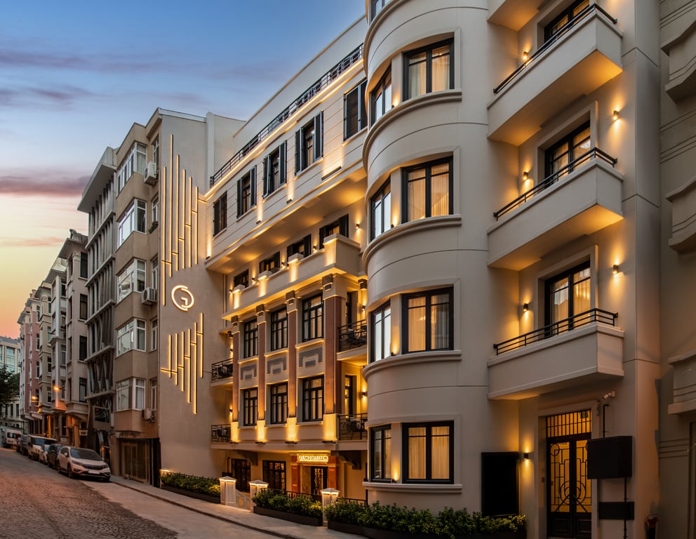 Gleam Collection Hotel