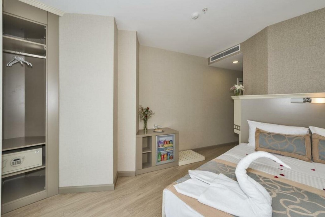 Grand Marcello Hotel