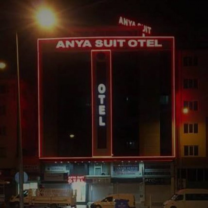Anya Suit Otel