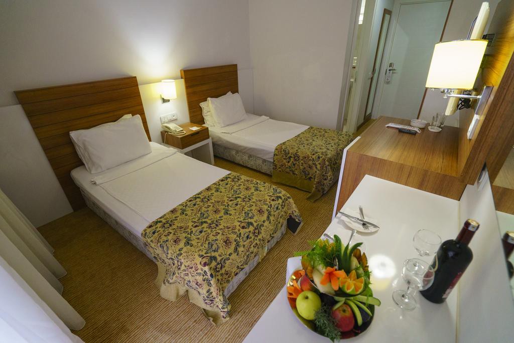 Armas Gul Beach Hotel All Inclusive (42 Km Away From City Center)