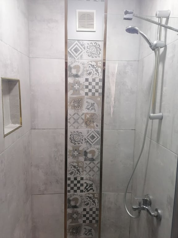 Opera Wall Suite