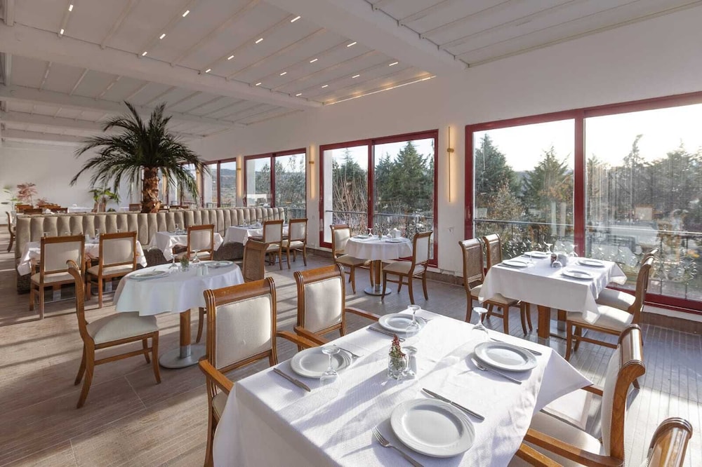 Bonjur Hotel Thermal And Wellness Club