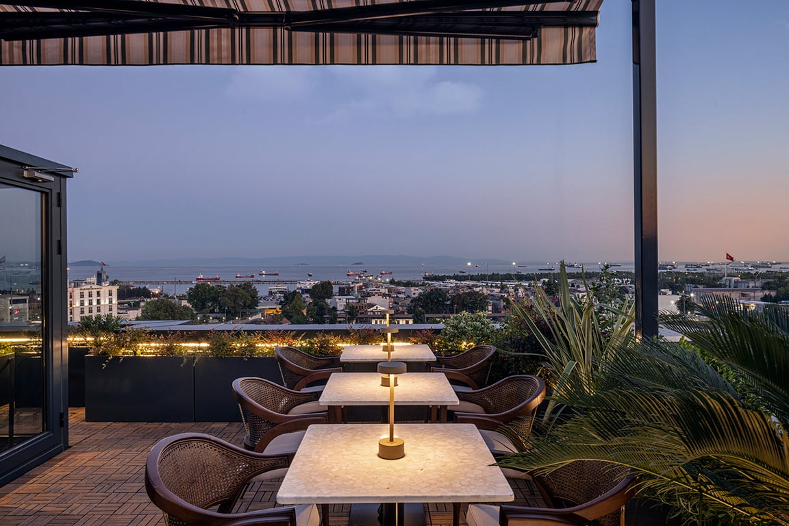 Lunet Old City Hotel