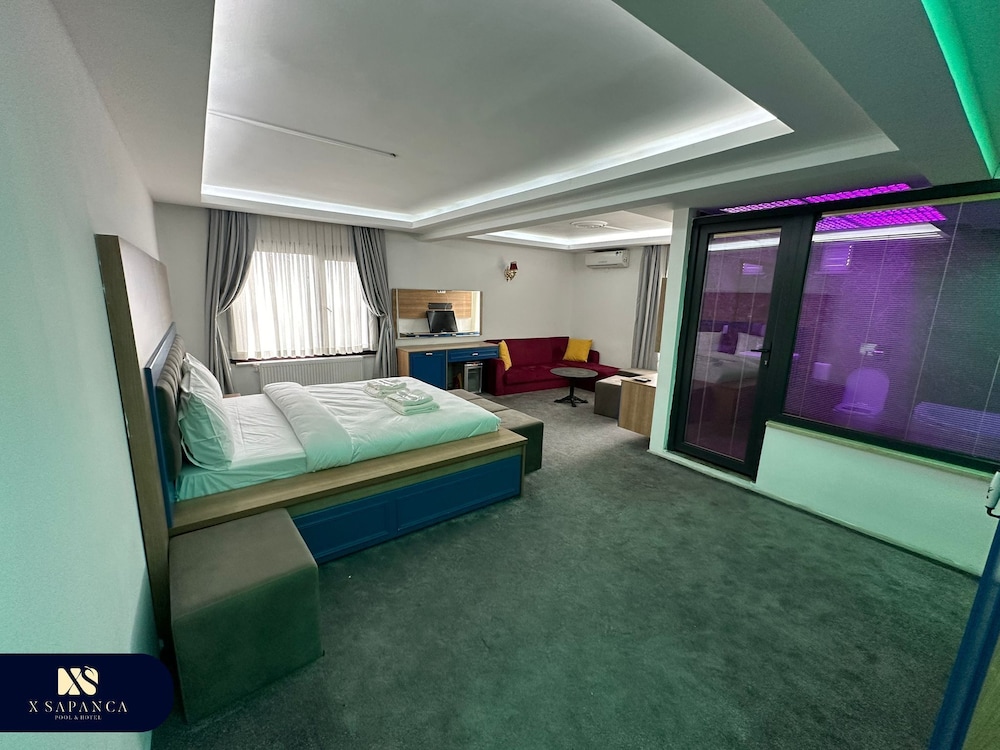 X Sapanca Otel (20 Km Away From Sakarya)