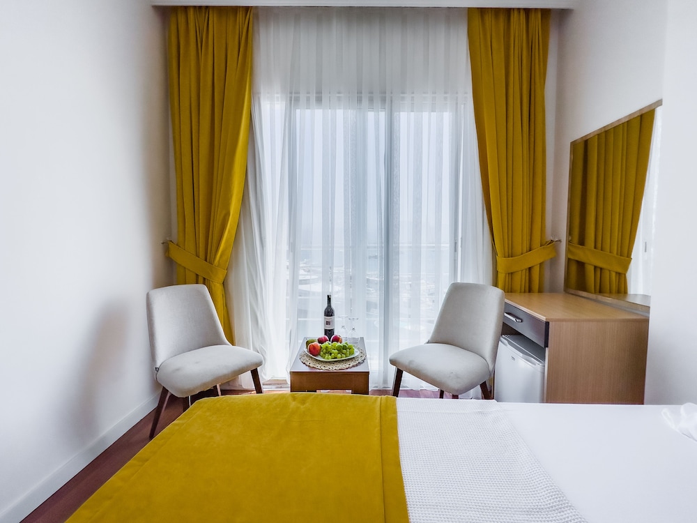 Dedeoglu Port Hotel