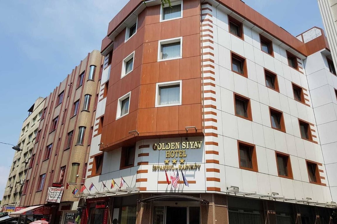 Golden Siyav Hotel