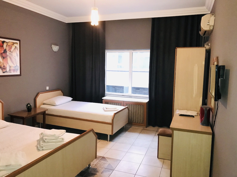 Mola Otel