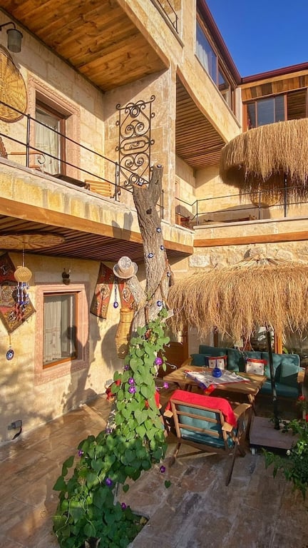 Aysel Inn House