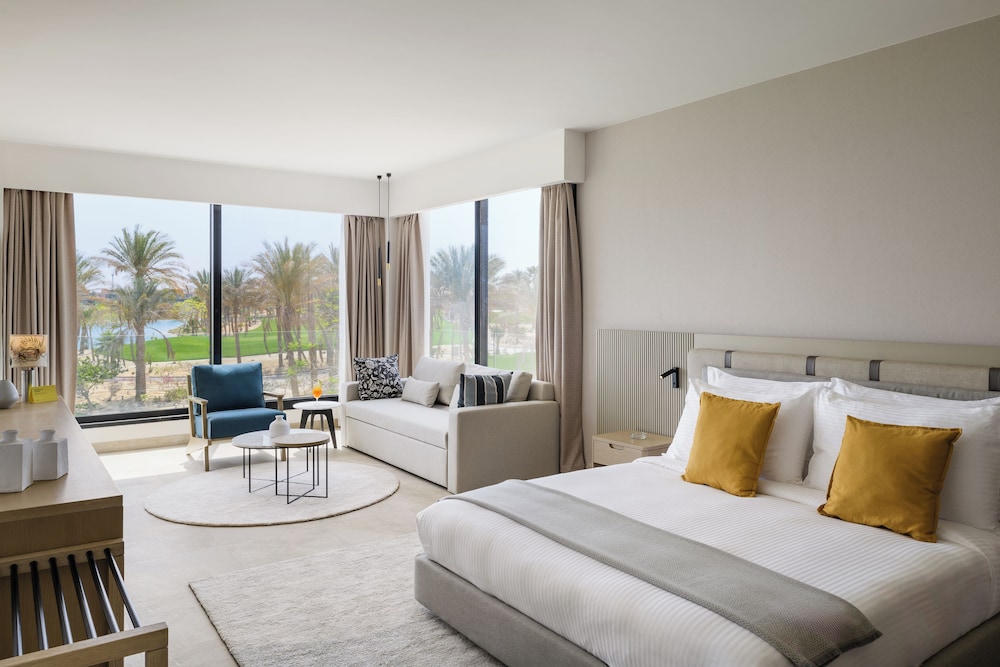 The G Einbay Golf Resort