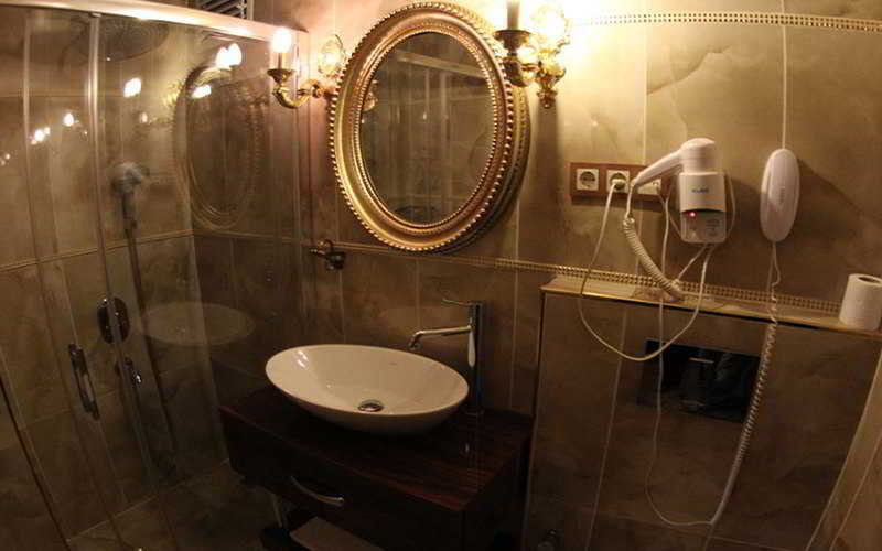 Salinas Istanbul Hotel