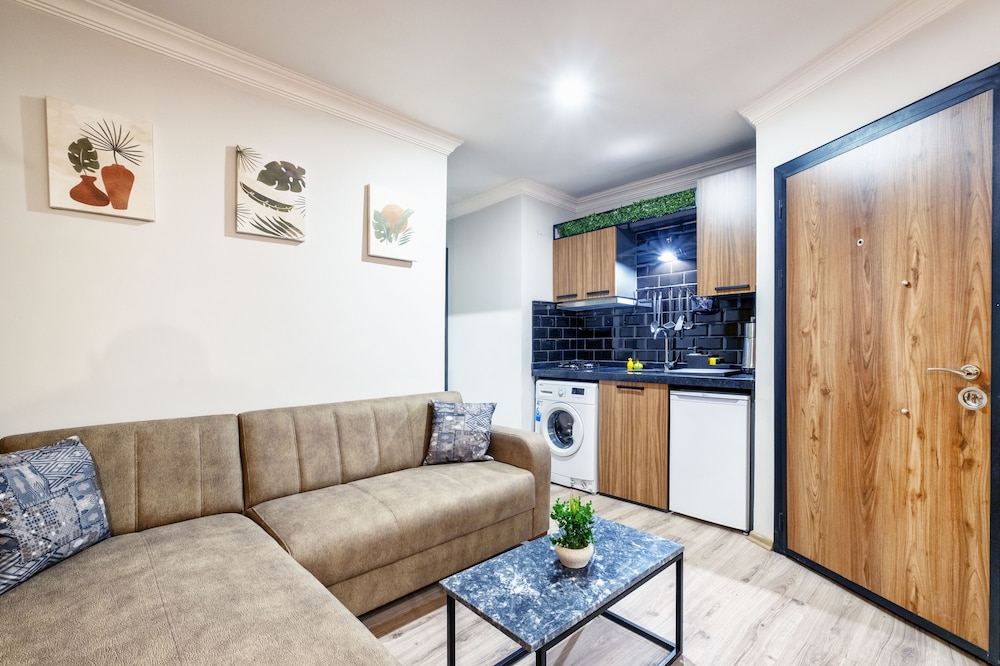 Terra Rossa Suites