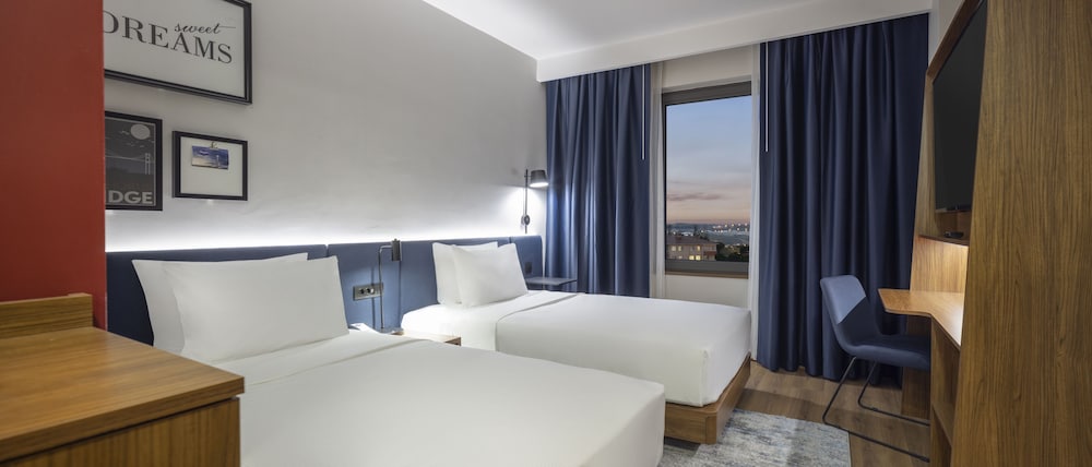 Hampton By Hilton Istanbul Arnavutkoy (49 Km Away From Istanbul)