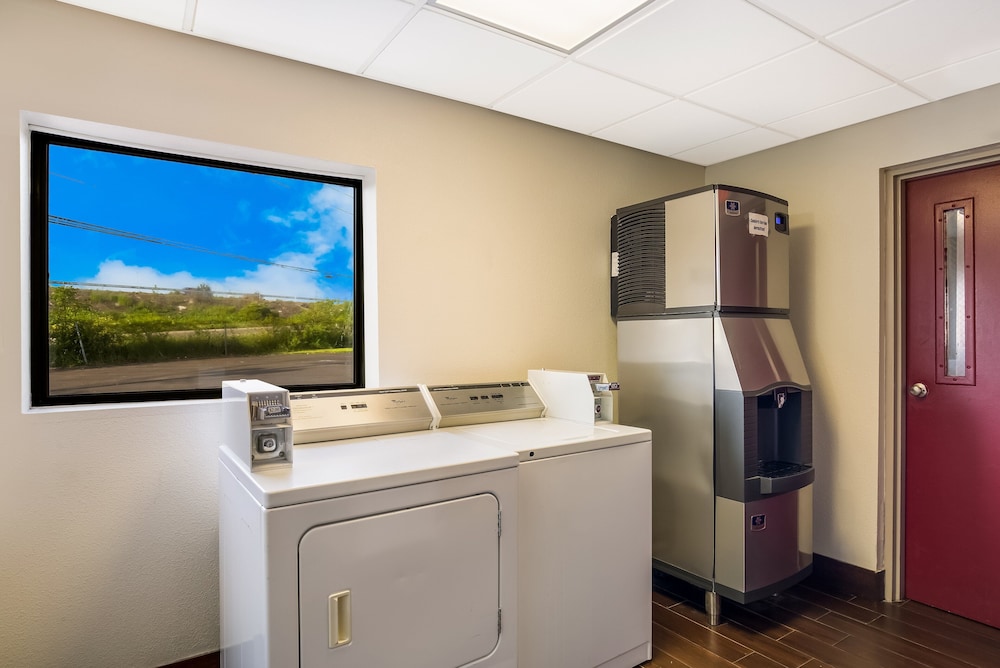 Red Roof Inn Allentown South (Formerly Known As Americas Best Value Inn)