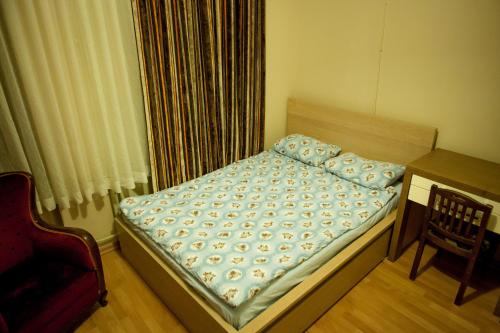 Chambers Of The Boheme Hostel