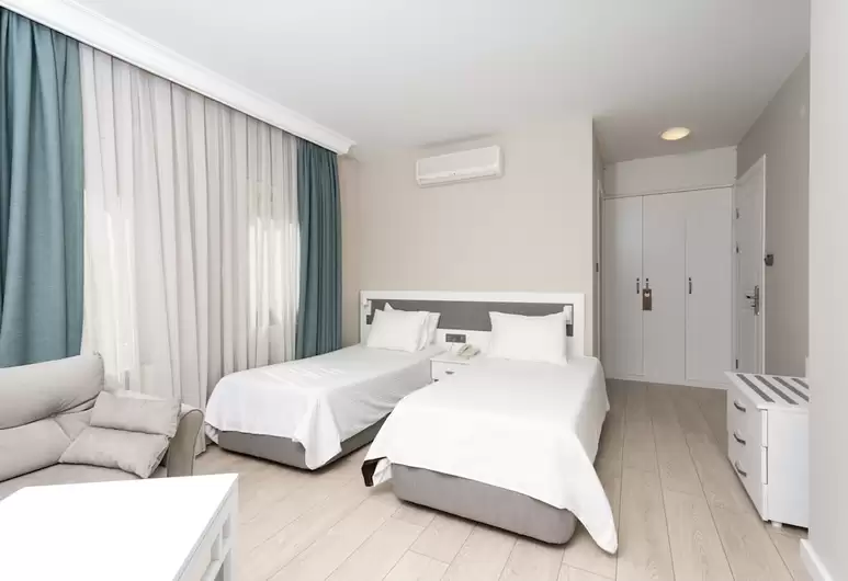 Bay Nihat Lale Otel