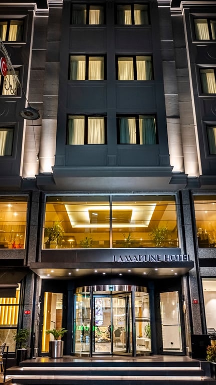 Lamartine Hotel
