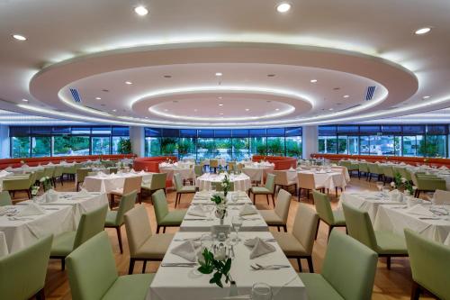 Blue Side Only Adult 16 (62km Away From Antalya)