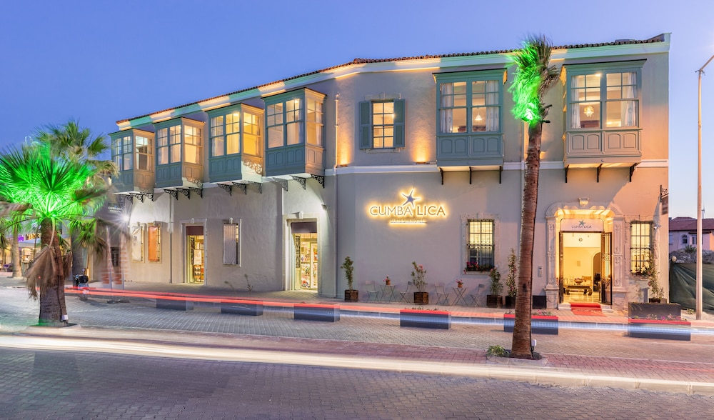 Cumbalica Beach Hotel (Also Known As Cumbalica Hotel )(7.8 Km Away From City)