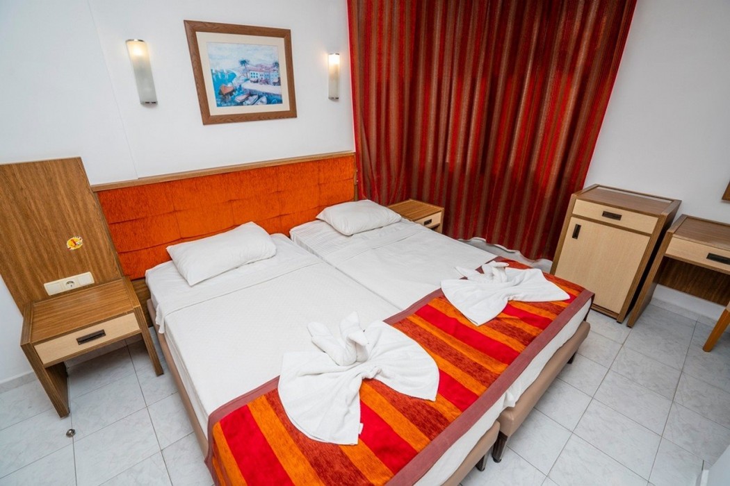 Carmen Suite Hotel