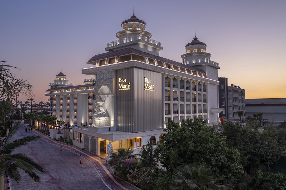 Blue Marlin Deluxe Spa And Resort All Inclusive(15km Away From Alanya) (does Not Accept Men Only Bookings)