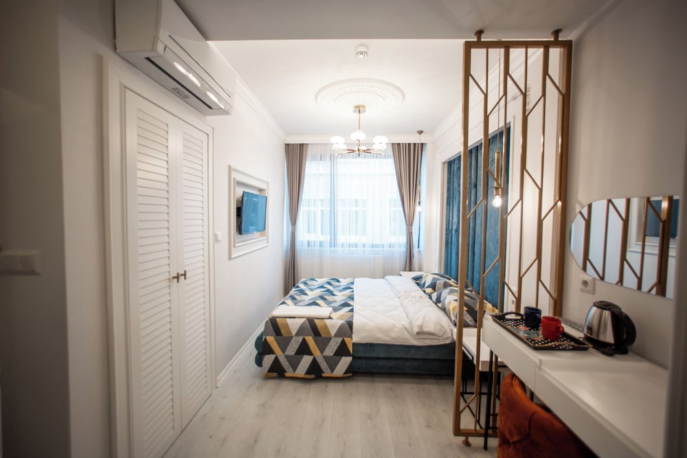 Megalos Galata Hotel