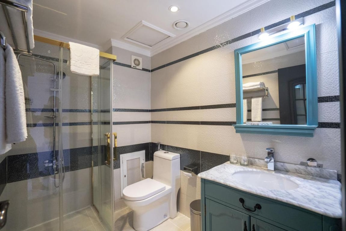 Noor Land Hotel
