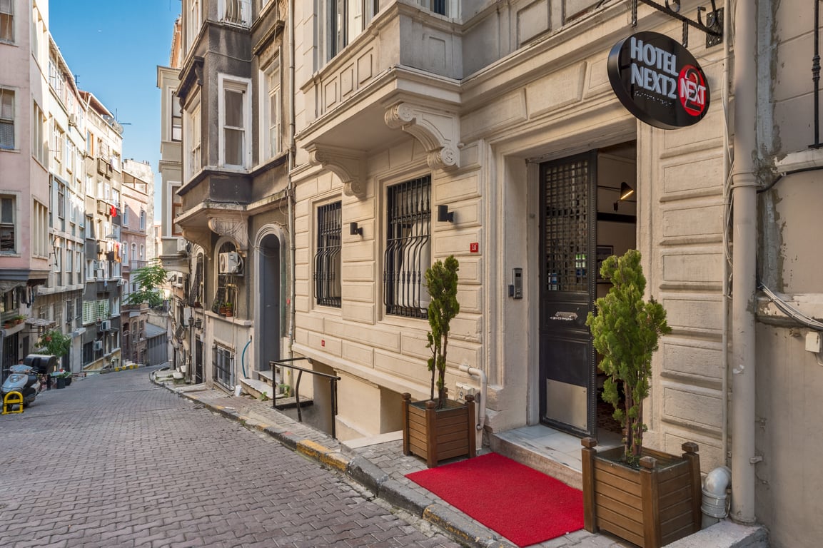Hotel Next2