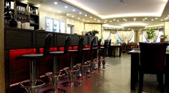 Rey Manes Hotel