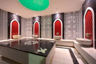 Port Royal Hotel And Residence(22Km Away From Istanbul)