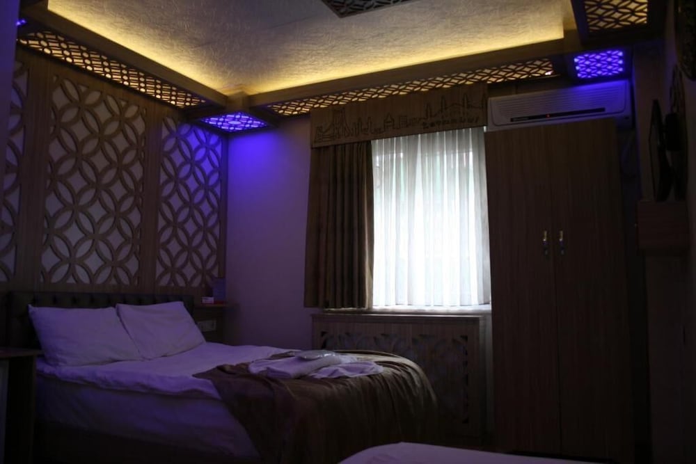 Fors Hotel (5 Km Away From Istanbul Center)