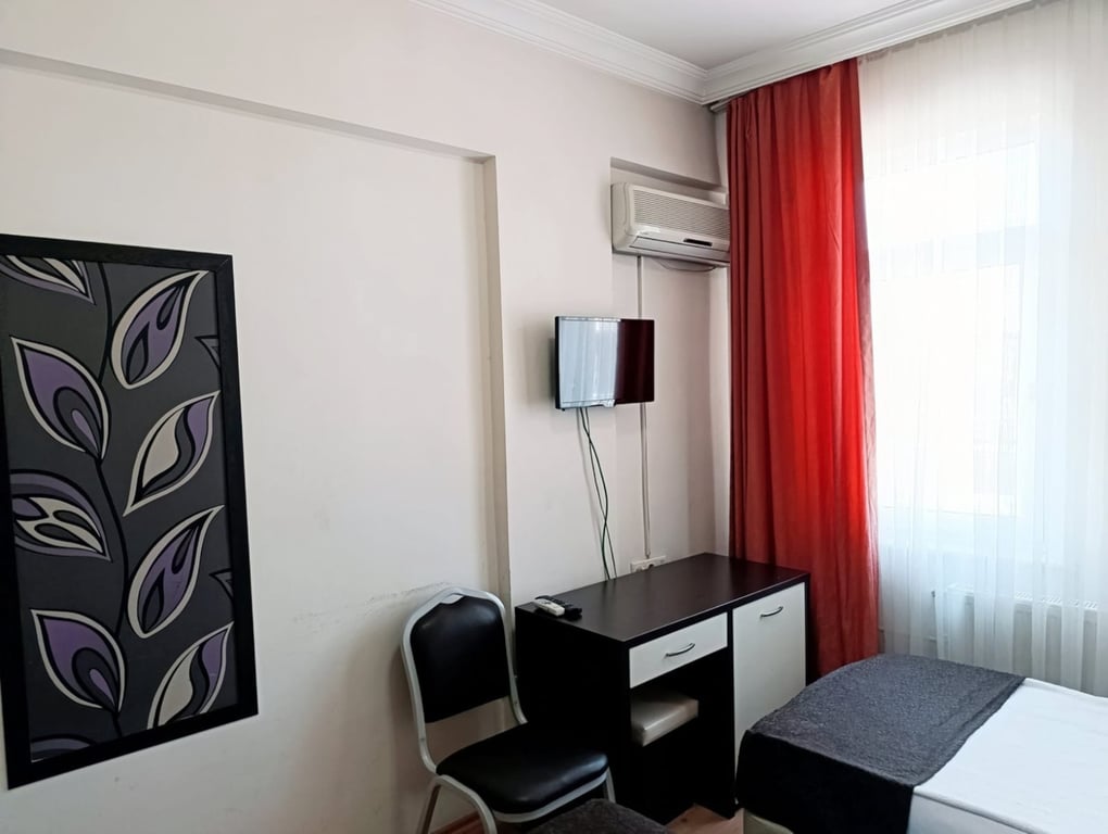 Nas Otel