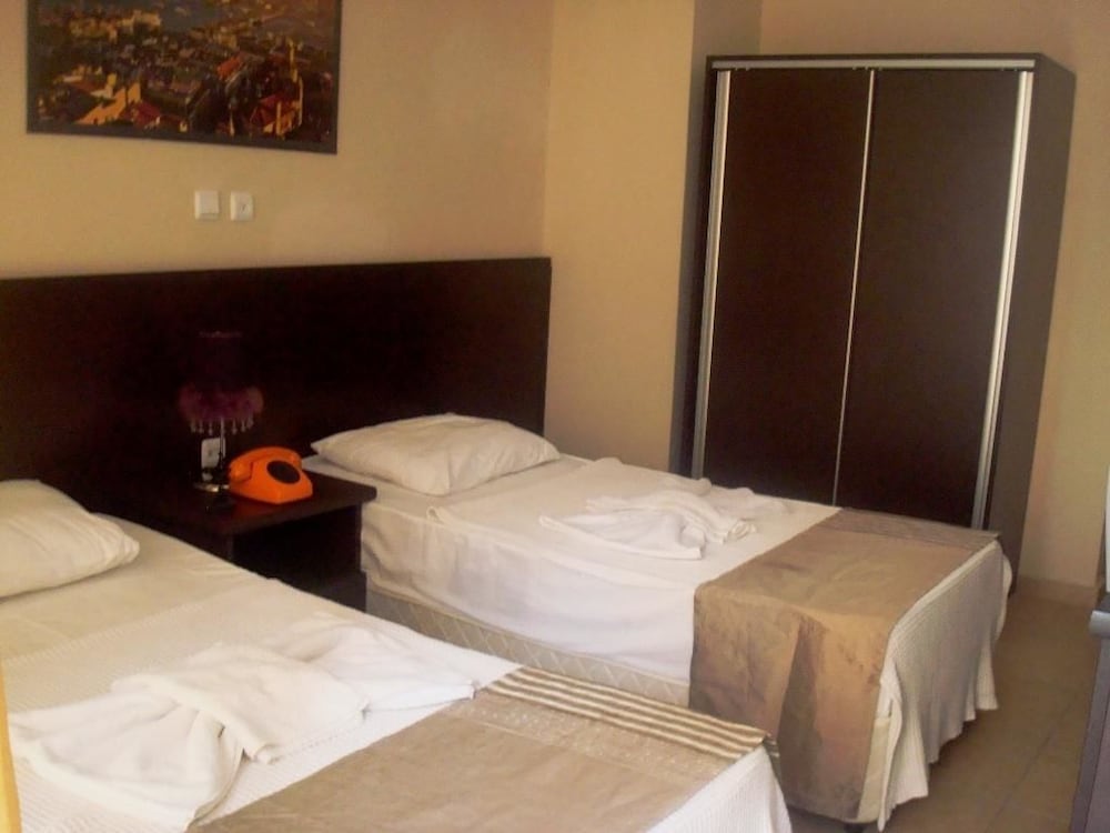 Kartel Hotel