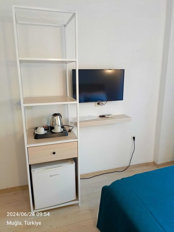 Mia Hill Suites (Contact The Property In Advance)
