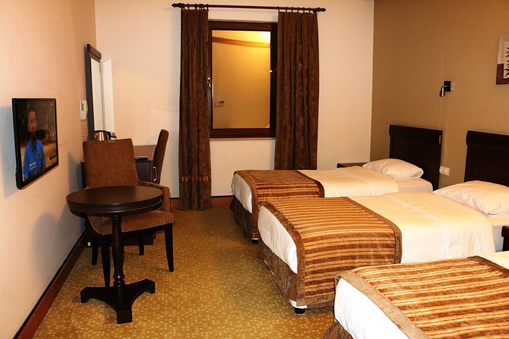 Lazlakar Hotel