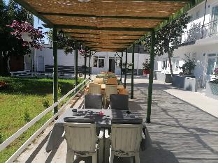 Hillside Apart Hotel