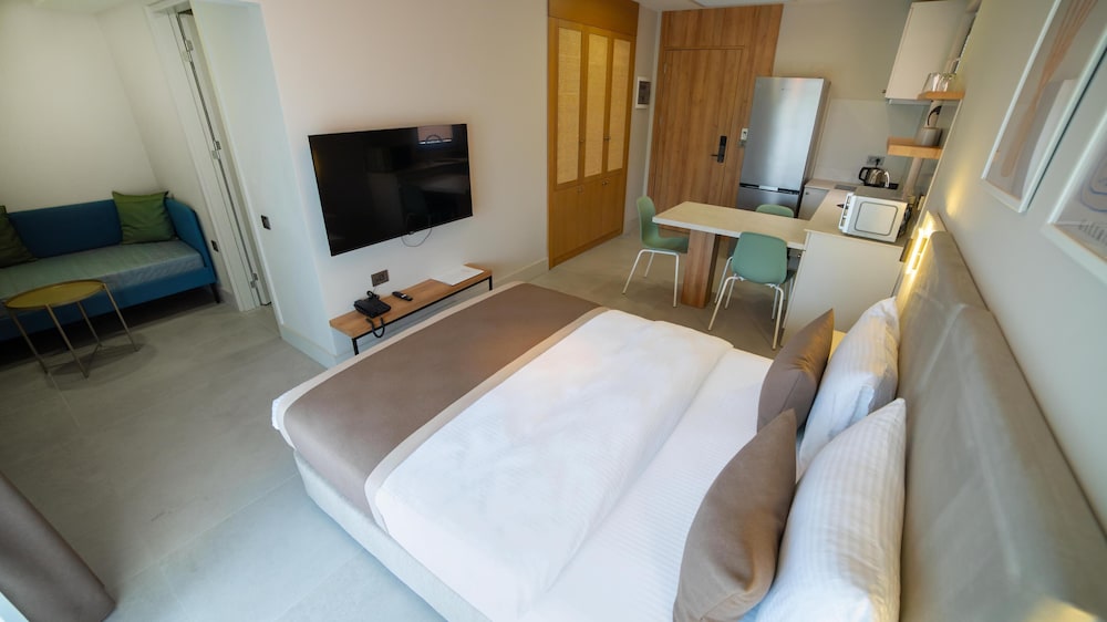 Bomo Suites(contact To Property In Advance)