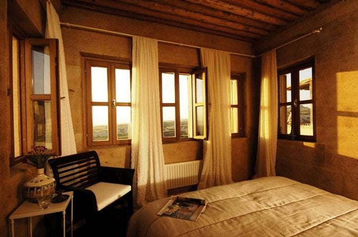 Argos In Cappadocia (also Known As Argos In Cappadocia Special Class)