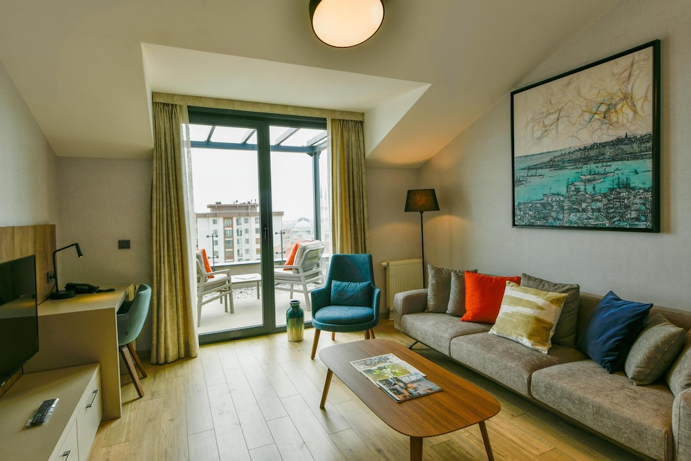 Antwell Suites Hotel(also Known As Antwell Suites Residence/antwell Hotel)
