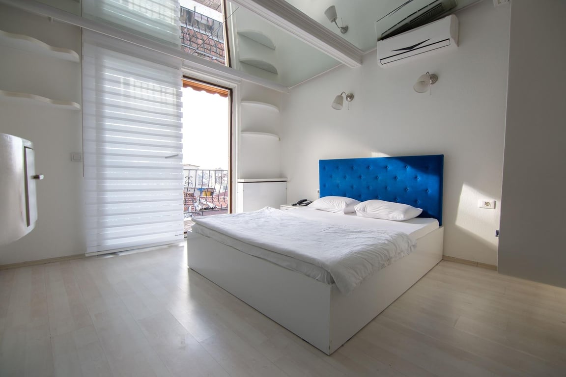 Mio Suites II